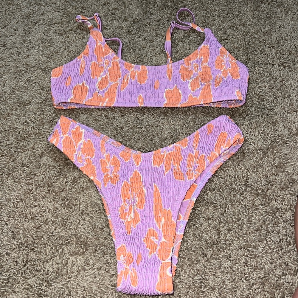 Volafa bikini. NEW